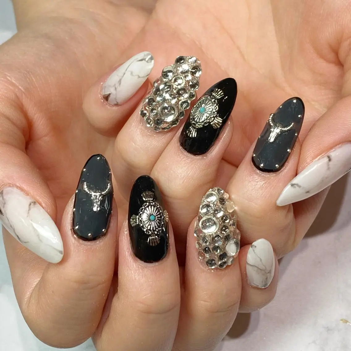 ネイル 持ち込み YUN 💅のネイルデザイン