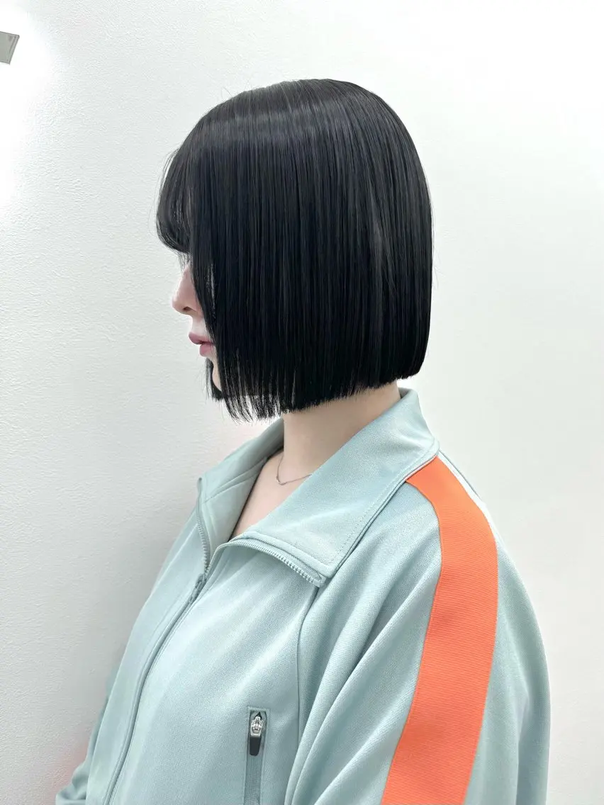 ショート カラー ヘアアレンジ カット ヘアカラー トリートメント ヘッドスパ ヘアセット 縮毛矯正🤍 ボブ/ HIKARIのヘアスタイル