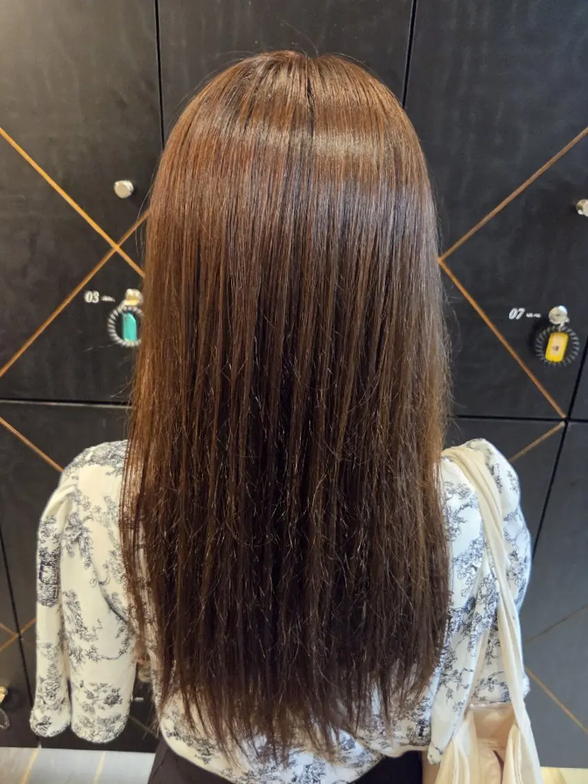 セミロング ナカオ シュウヘイのヘアスタイル