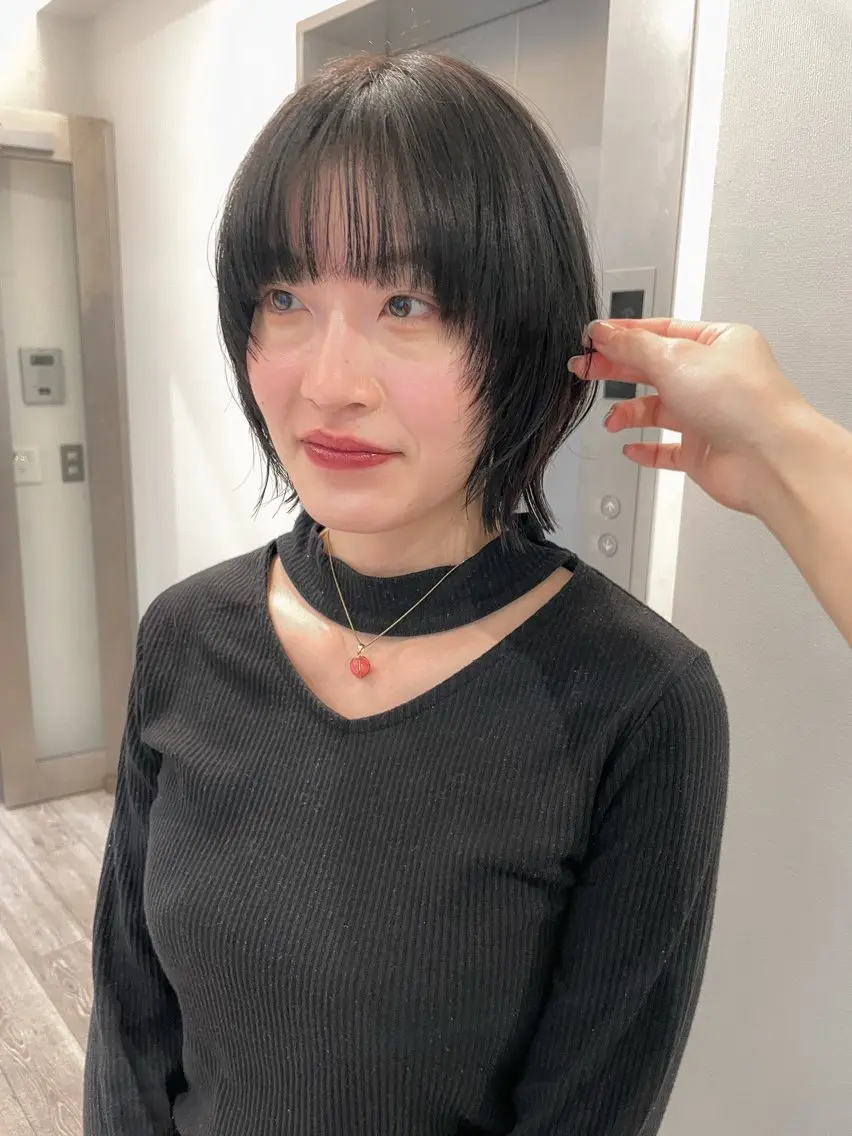 ミディアム 顔周りカット カット トリートメント 抜け感ボブ×パーマ |kazaneのヘアスタイル