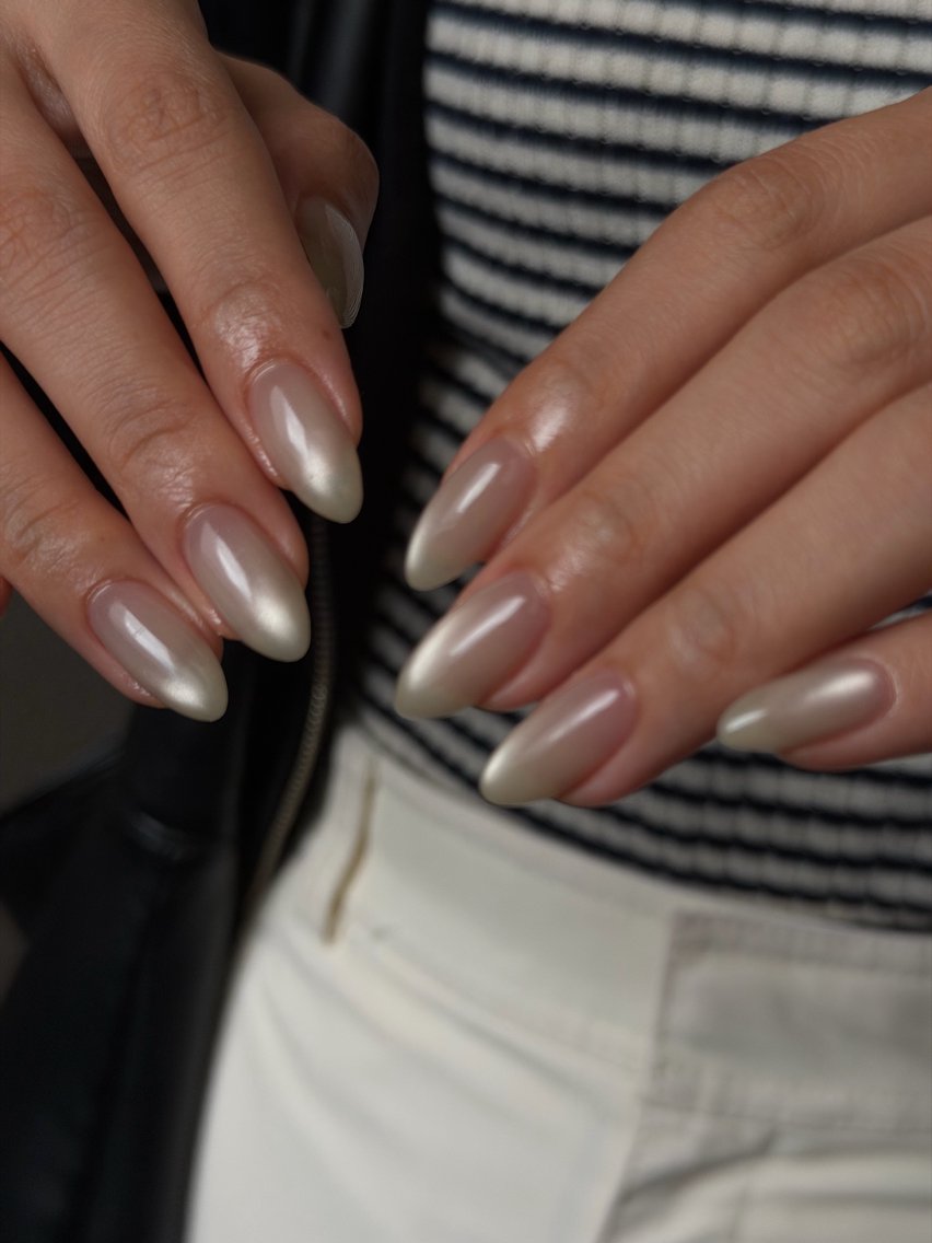 ネイル ハンドネイル with hues AYAのネイルデザイン