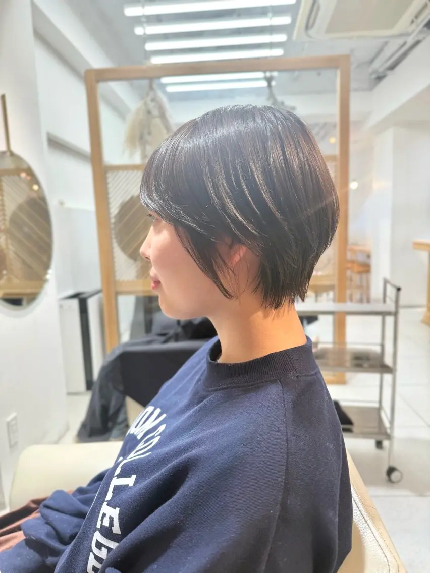 ショート カラー カット ヘアカラー トリートメント 安永 涼のヘアスタイル