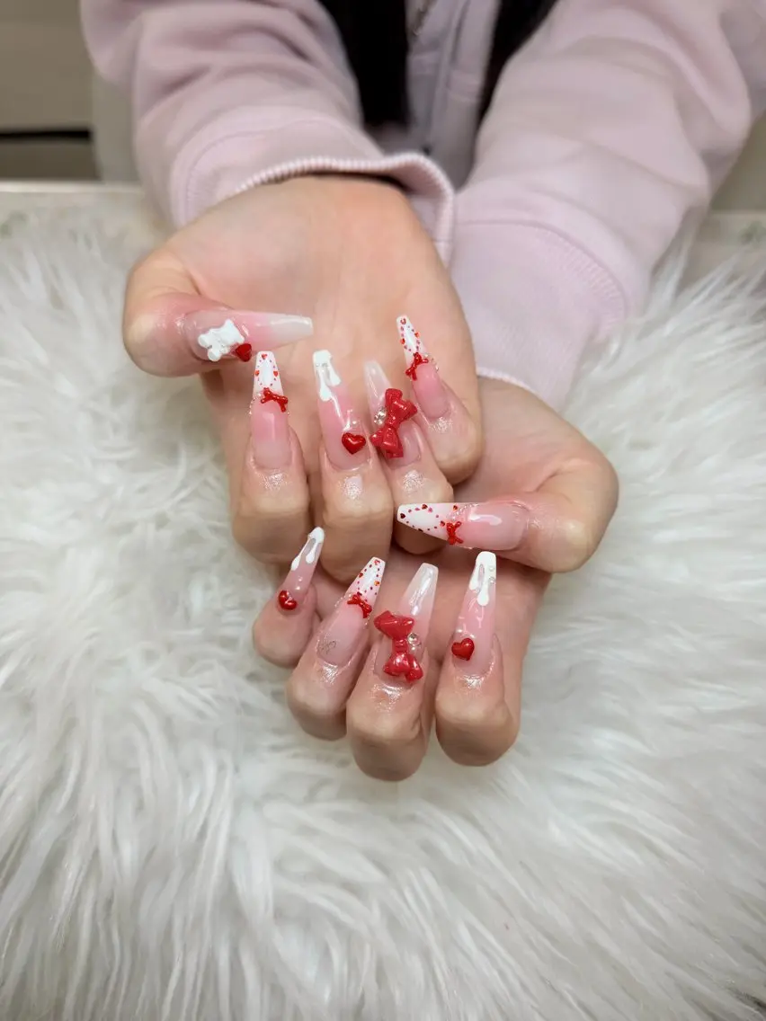 ネイル ハンドネイル ハンドケア Anh Nail 歌舞伎町のネイルデザイン