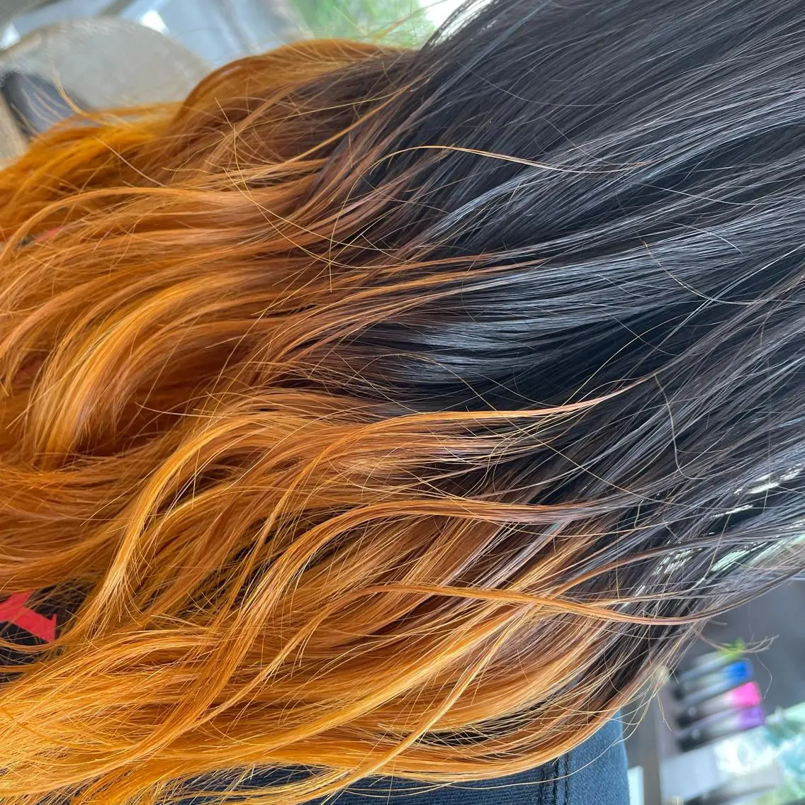 ミディアム カラー 松永 果菜のヘアスタイル
