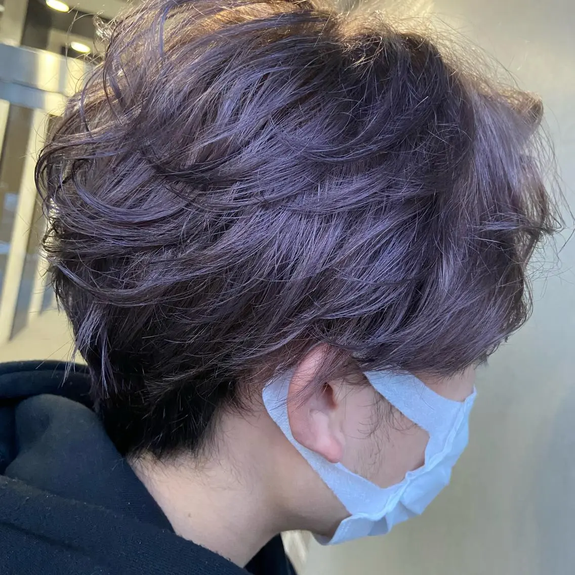 ショート カラー メンズ メンズブリーチ ブリーチ ラベンダーカラー ラベンダーグレー 💜推しインナー カラー/菊池柊真💜のヘアスタイル