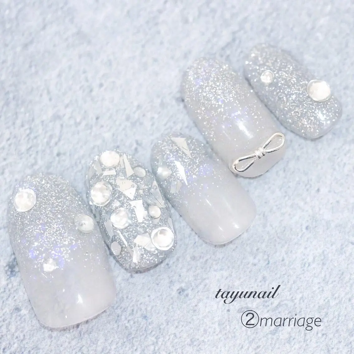 ネイル アートネイル ブルー ジェルネイル キラキラネイル 韓国ネイル ネイルサロン 【たゆnail】のネイルデザイン