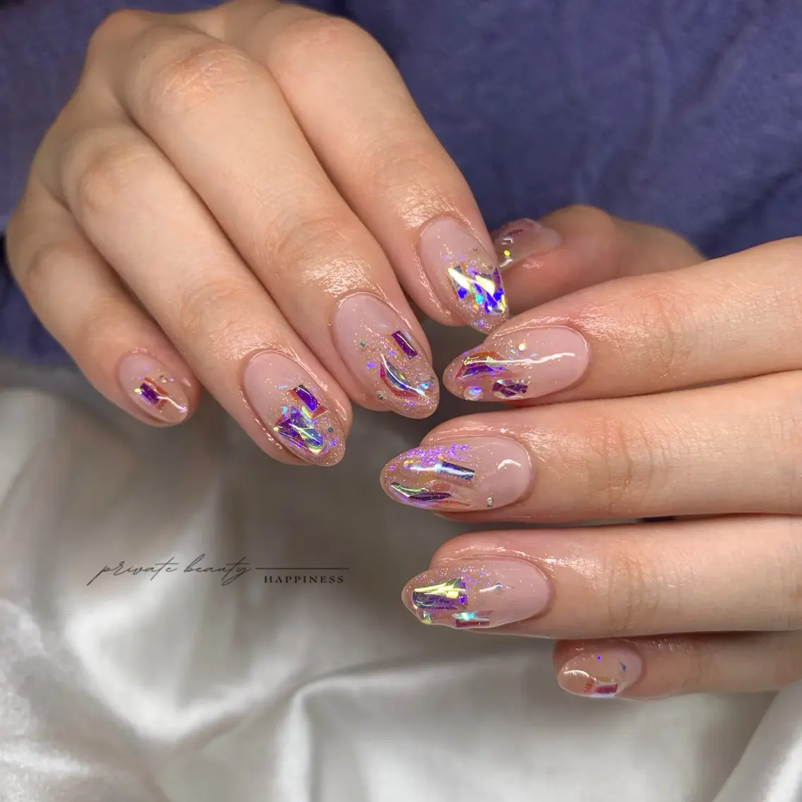 ネイル 長さ出し キラキラネイル ロングネイル 持ち込み 赤色 happiness nailのネイルデザイン