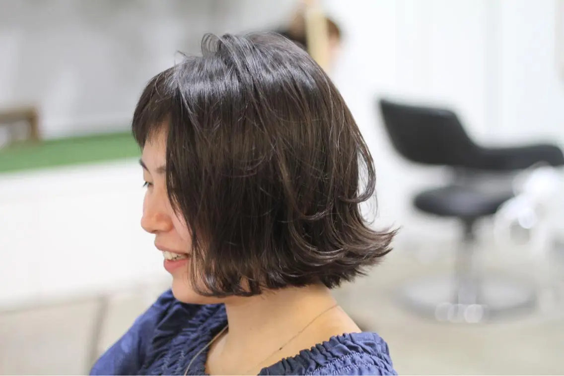ショート カラー パーマ 矢島 真樹のヘアスタイル