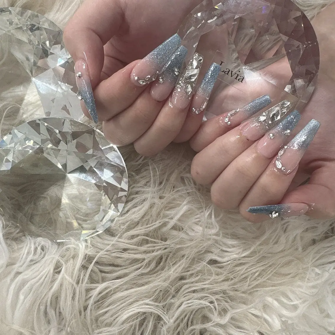 ネイル lavia🖤 ayumiのネイルデザイン