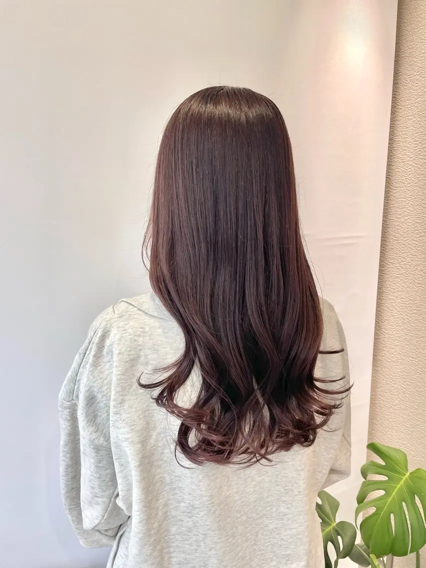 ロング カラー 佐々木 美帆のヘアスタイル