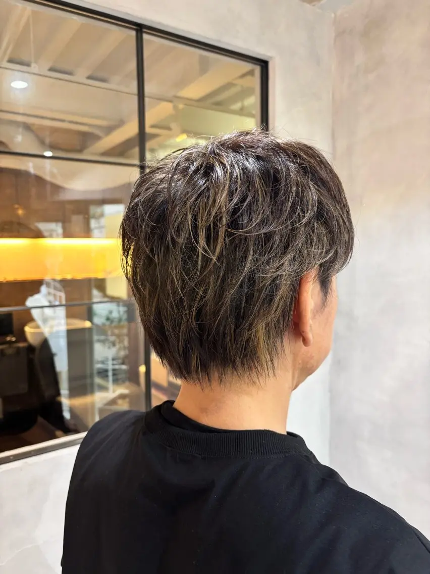 カラー メンズ メンズハイライト ハイライトカラー manarino マリのヘアスタイル