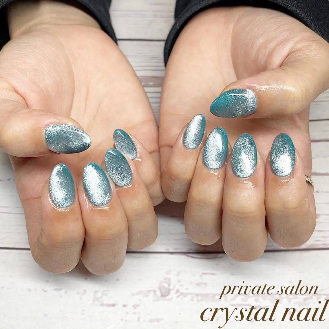 ネイル マグネットネイル ハンドネイル Crystal Nailのネイルデザイン