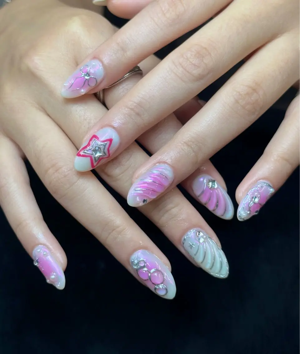 ネイル Iconic Nailのネイルデザイン