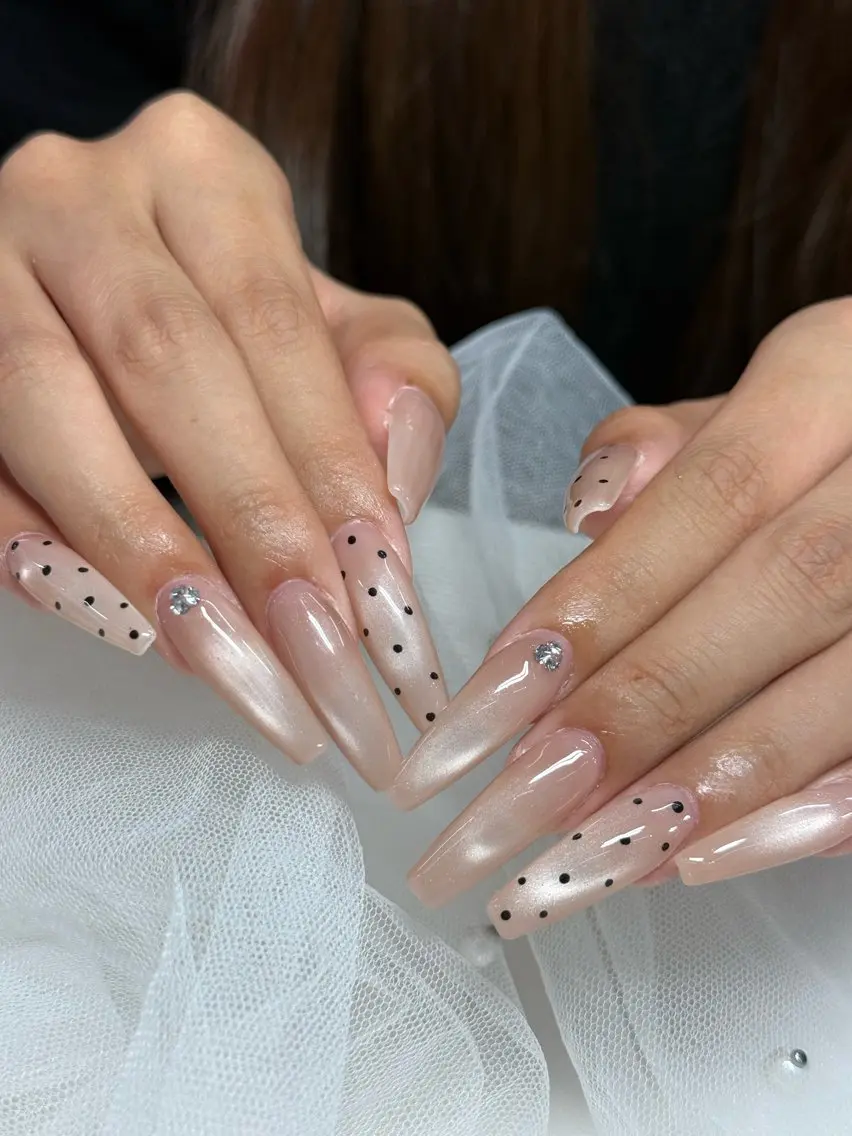 ネイル ロングネイル スカルプネイル ネイルチップ WOLTOKYO渋谷 yunaのネイルデザイン