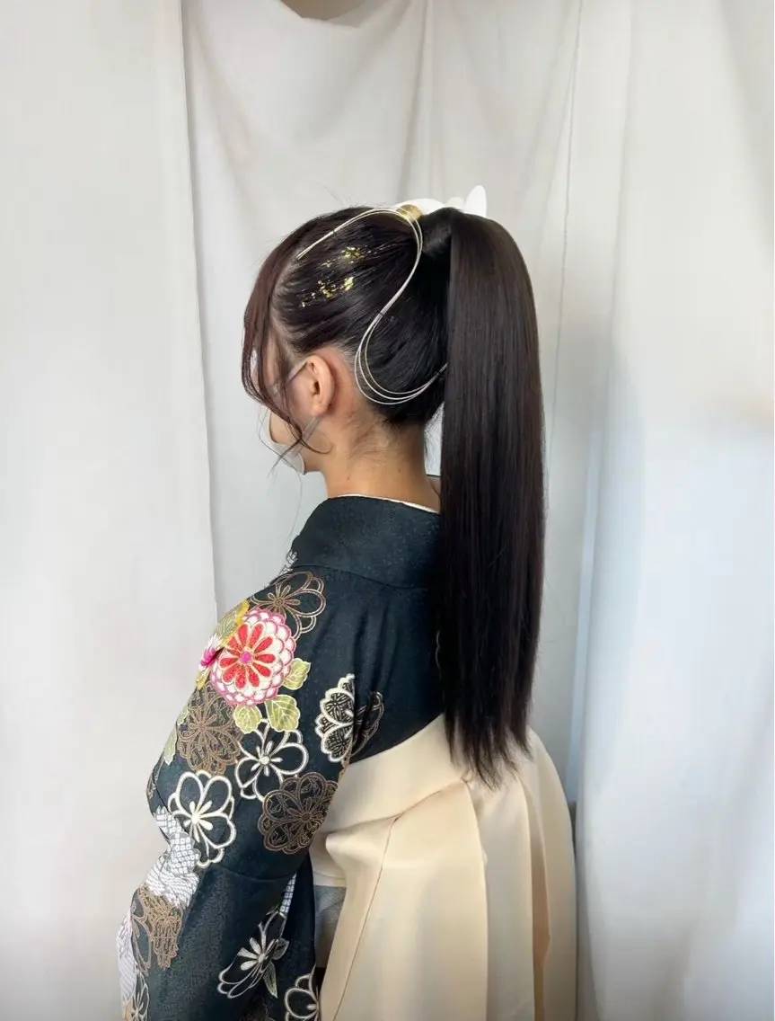 ヘアアレンジ 🎀モモ🎀 上品 白髪ぼかしハイライトのヘアスタイル