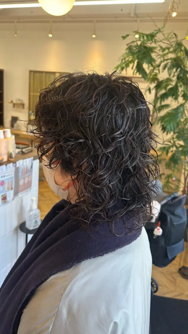 ミディアム パーマ カット パーマ ショート・パーマ・デ ザインカラー/むつみのヘアスタイル