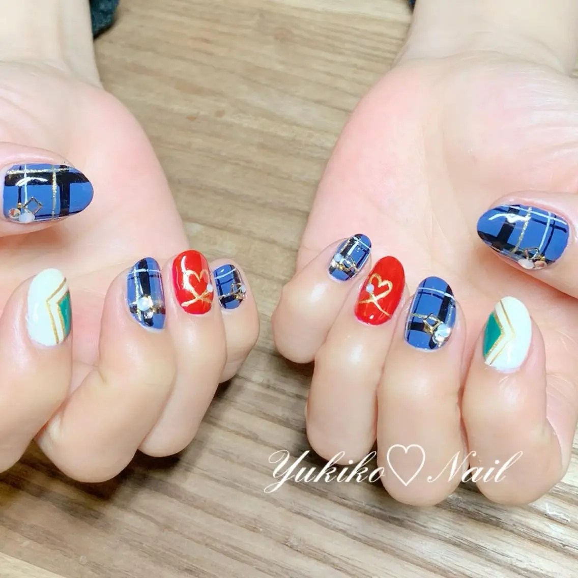 ネイル ハート 持ち込み ユキコ ネイルのネイルデザイン