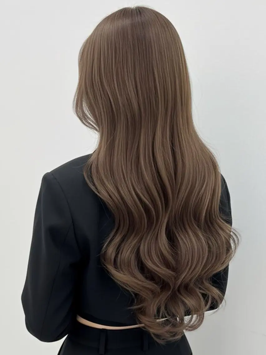 ロング トリートメント 藤本 早耶のヘアスタイル