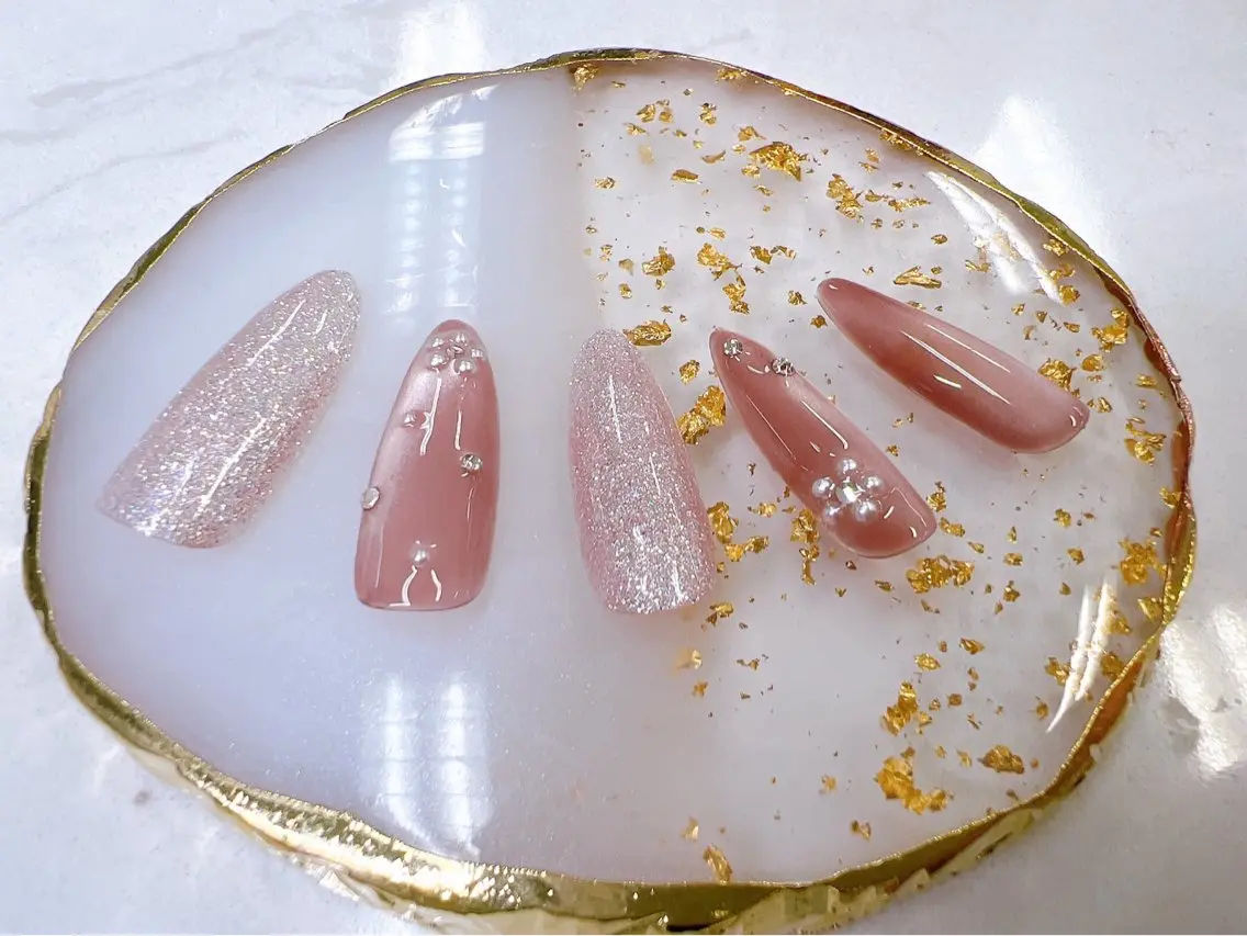 ネイル アートネイル フレンチネイル ジェルネイル ガラスフレンチ グラデーション Queeens nailのネイルデザイン