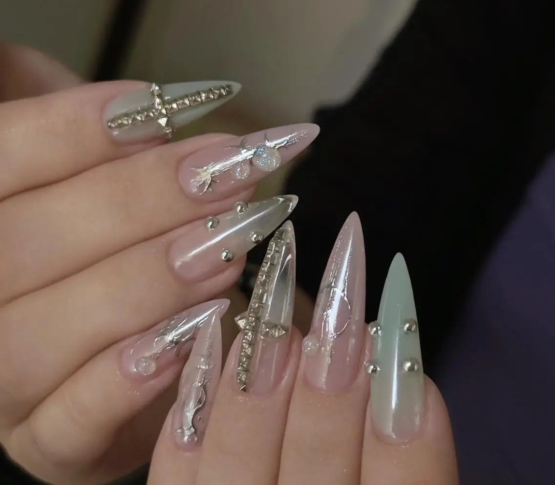ネイル ハンドネイル 🎀 Ayaka_nailのネイルデザイン