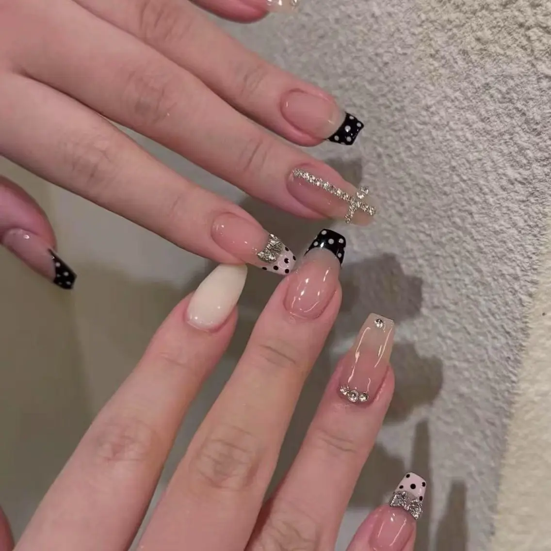 ネイル フラワーネイル フレンチネイル ジェルネイル ガラスフレンチ ハート ハンドネイル BabyYouMi nailのネイルデザイン
