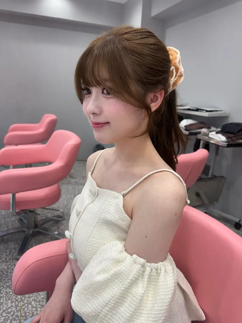 ロング 顔周りカット 韓国風ヘア レイヤーカット 似合わせカット 小顔カット カット ヘアカラー トリートメント 顔周り/透明感カラー REINA𓍯のヘアスタイル