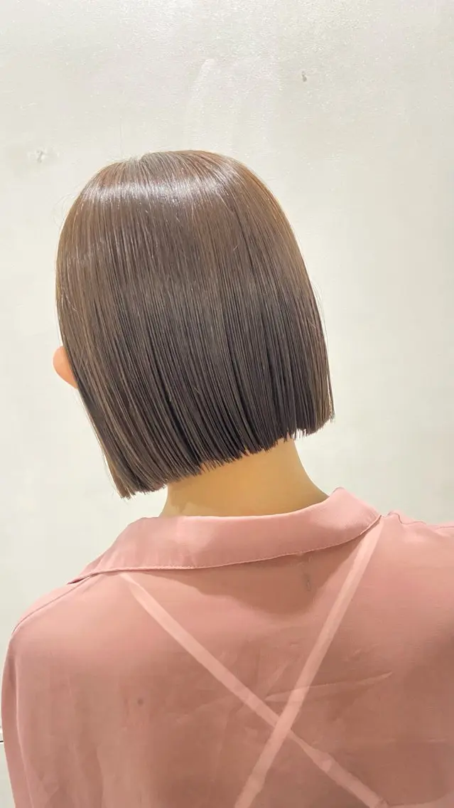 ショート カラー ベージュカラー ブリーチ 抜きっぱなしブロンド ブロンド ケアブリーチ 札幌ブリーチカラー/ ダブルカラー/ドイのヘアスタイル