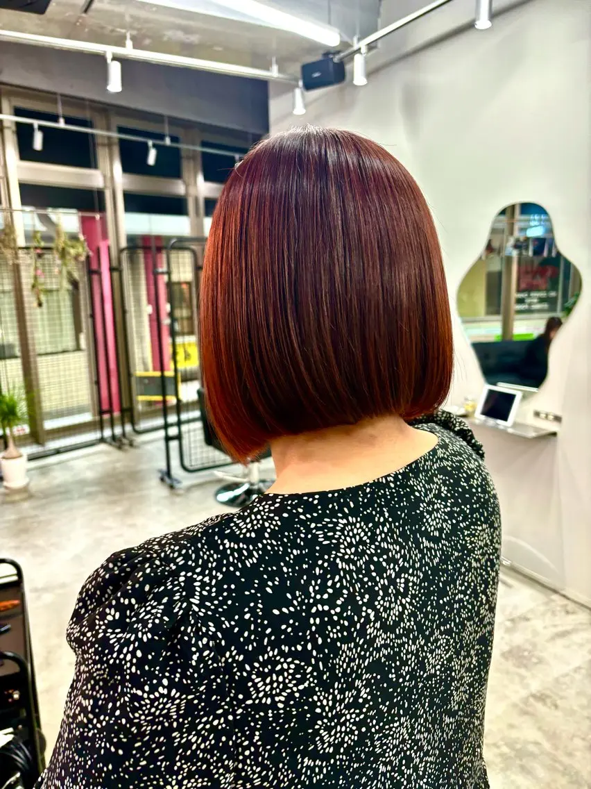 カラー ボブ サカシタ アヤカのヘアスタイル
