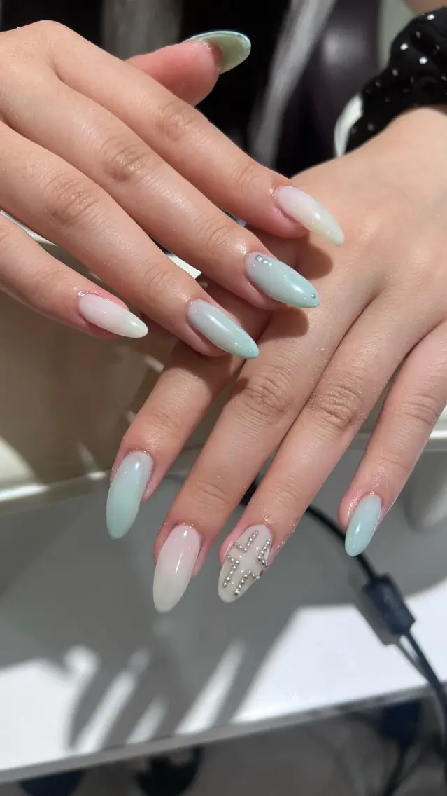 ネイル ハンドネイル 🦋 SEREA 🦋のネイルデザイン
