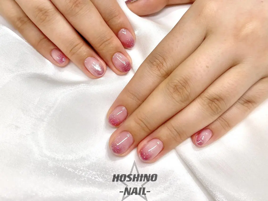 ネイル グラデーション キラキラネイル ラメ(グリッター) ラメグラデーション オフィスネイル ★Rena Nail★のネイルデザイン