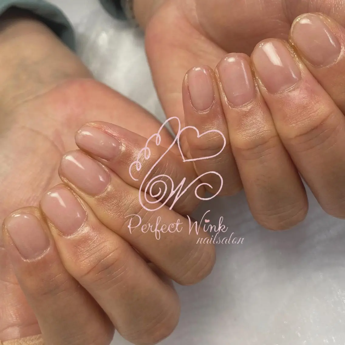 ネイル クリアネイル フレンチネイル ジェルネイル グラデーション キラキラネイル 💅Perfect Wink RUI🌈のネイルデザイン