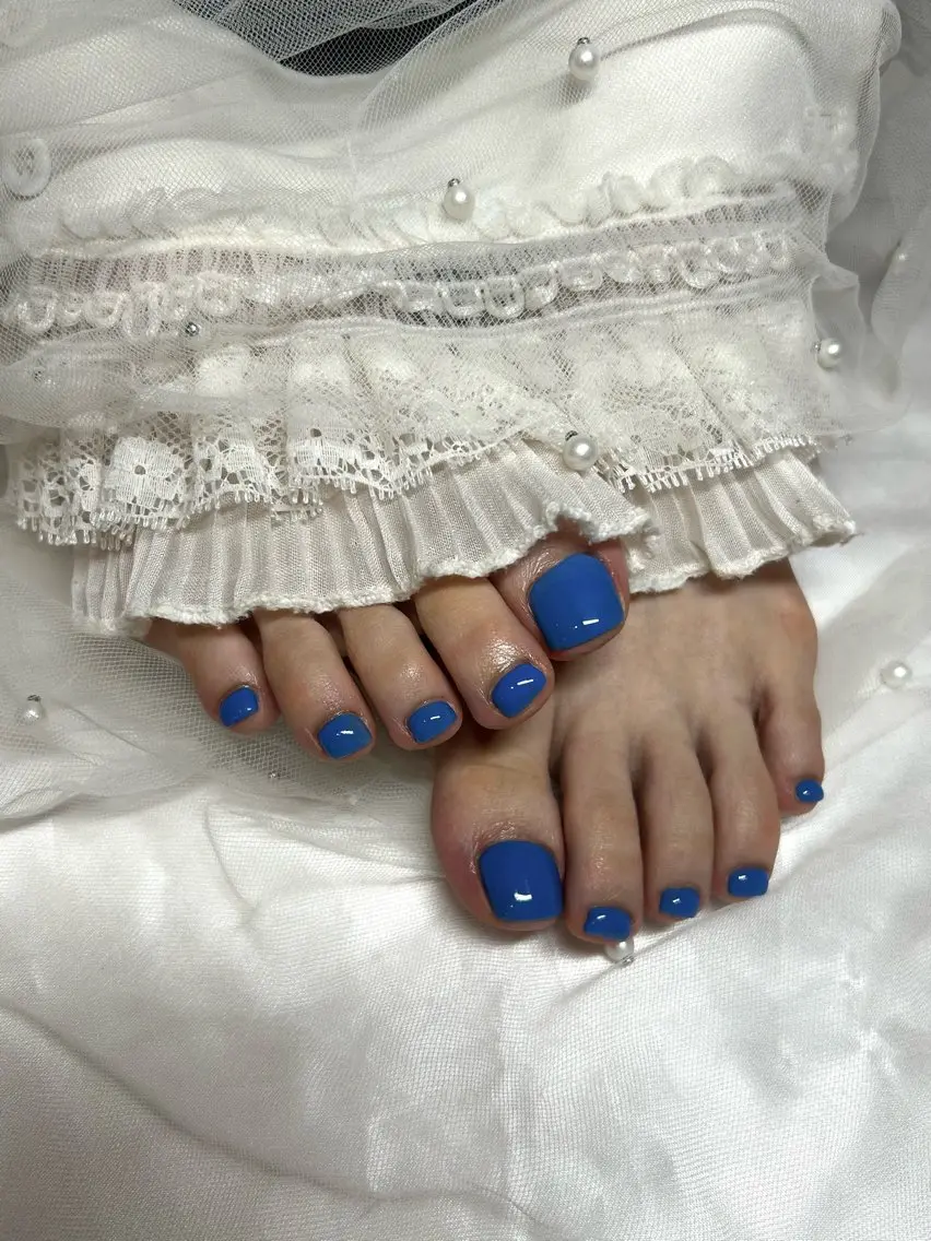 ネイル フットネイル ワンカラーネイル sissy sakuraのネイルデザイン