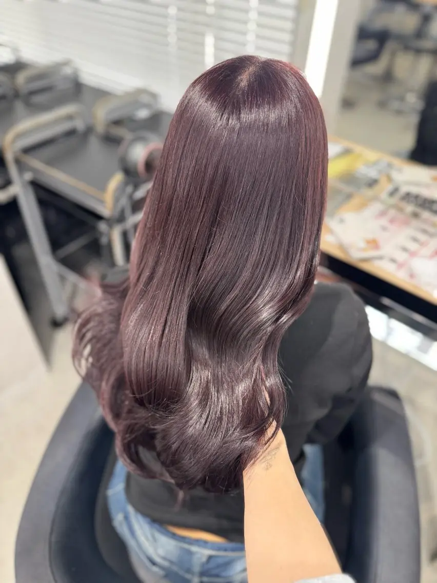セミロング カラー ヘアアレンジ カット ヘアカラー トリートメント ヘアセット 🤍淡色ピンク&ラベ ンダーYUKI🤍のヘアスタイル