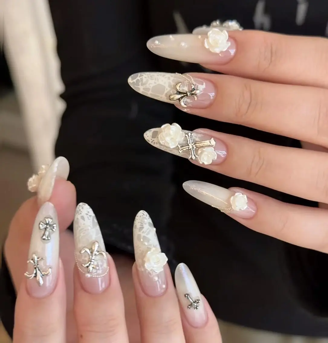 ネイル ハンドネイル 🎀 KiKi_nailのネイルデザイン