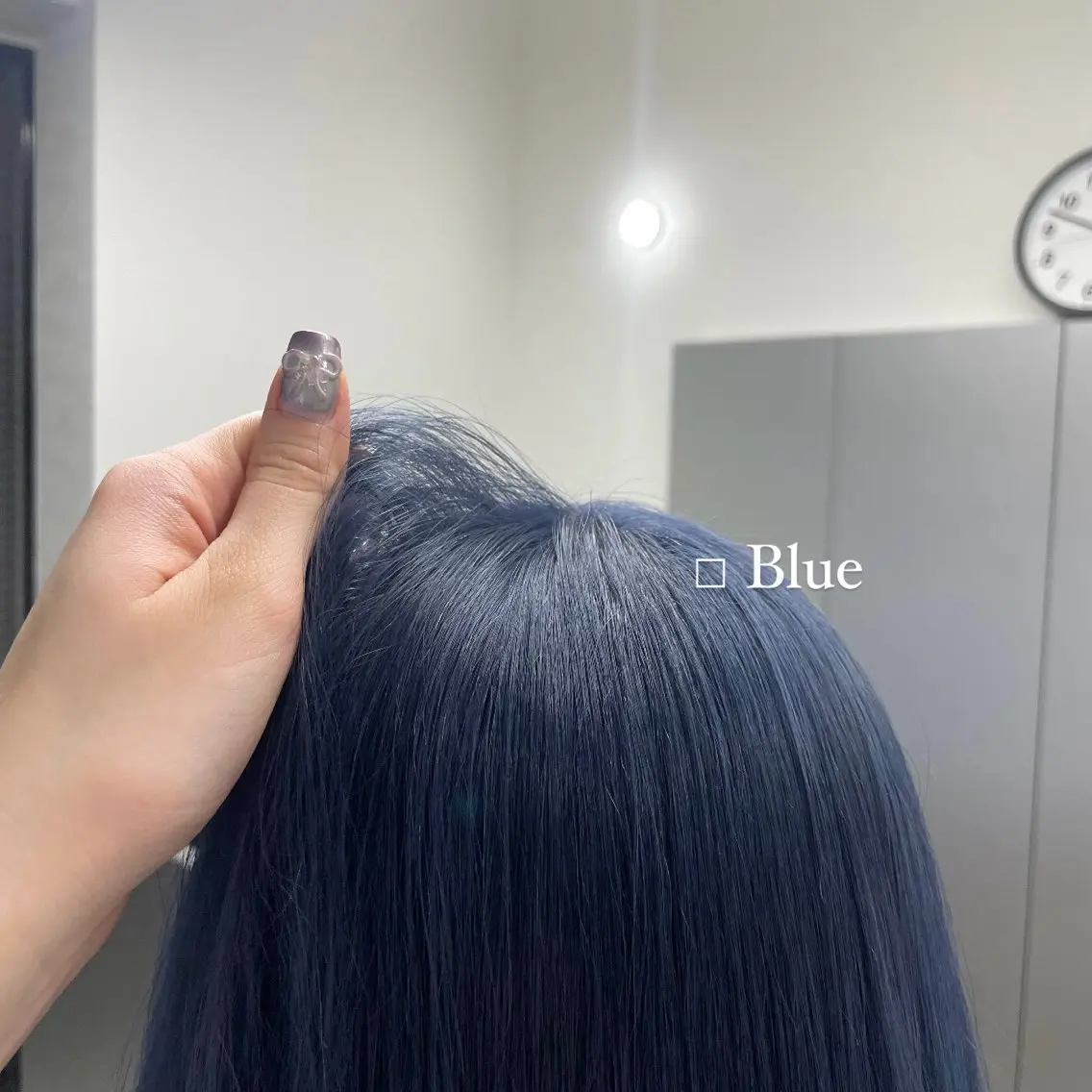 セミロング カラー ブリーチ ブルーカラー miho 【HAIR774】のヘアスタイル