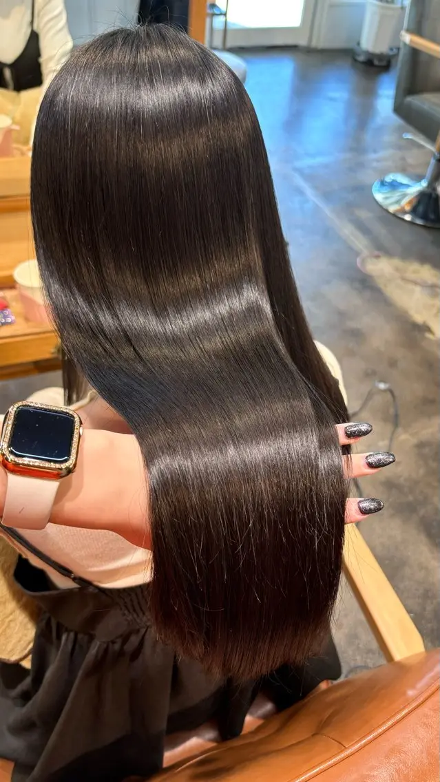 ロング 髪質改善 日比野 紅杏のヘアスタイル