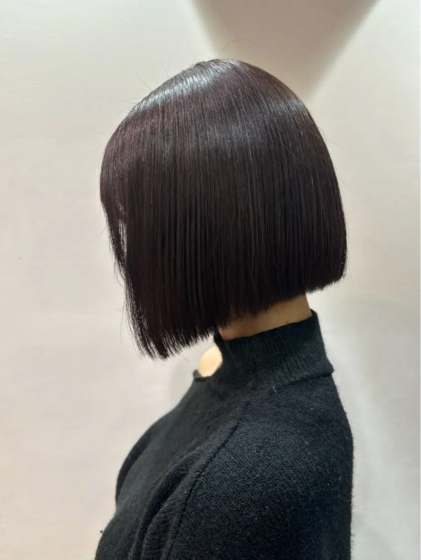 ショート カラー 前下がりボブ ブラウンカラー ショコラブラウン ボブ カット ヘアカラー トリートメント MOE /Zina横浜2ndのヘアスタイル