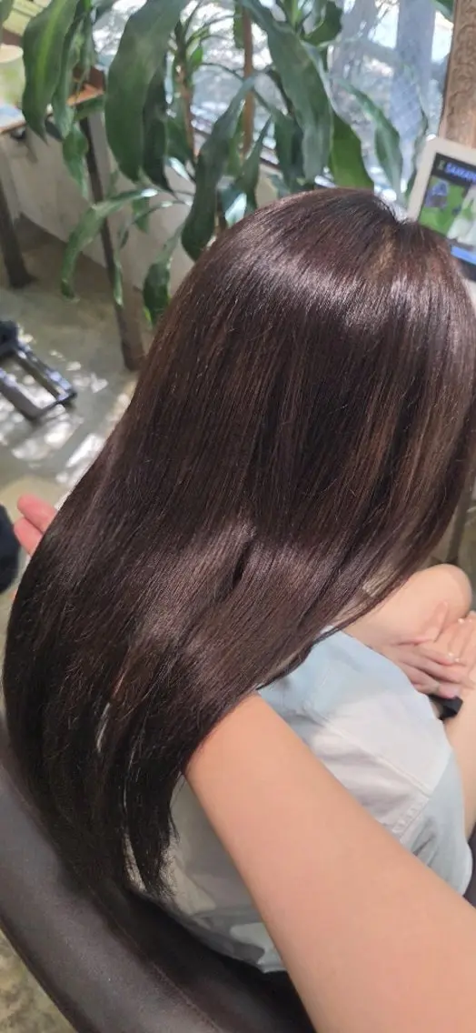 セミロング 谷岡 沙也佳のヘアスタイル