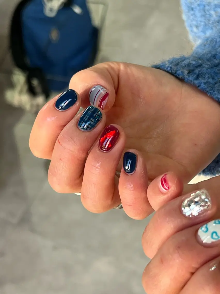 ネイル ハンドネイル Hata nail 🎀個性派ニュアンスのネイルデザイン