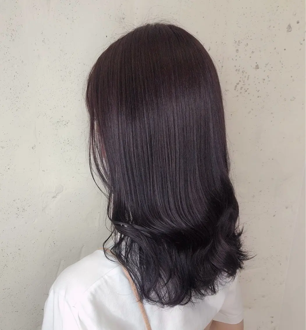 ミディアム カラー 透明感カラー🎀／ 寒色カラー／マツエクのヘアスタイル