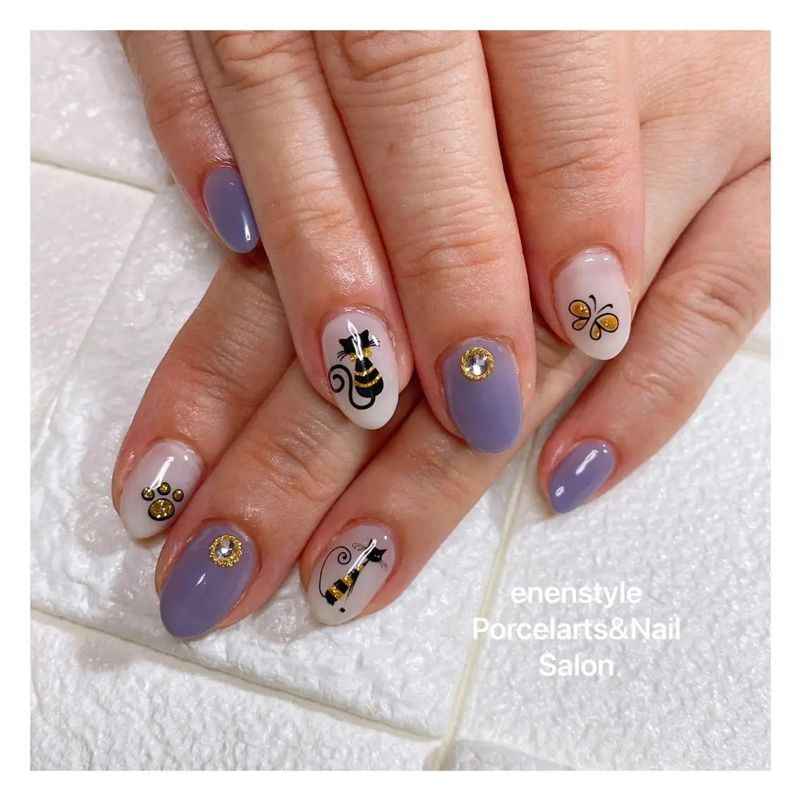 ミディアム ネイル ハンドネイル 🐾enen style 🐾のネイルデザイン