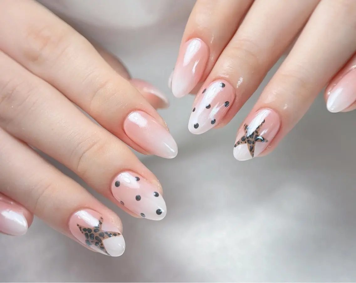 ネイル ハンドネイル ハンドケア Aura Nail ✨しう✨のネイルデザイン