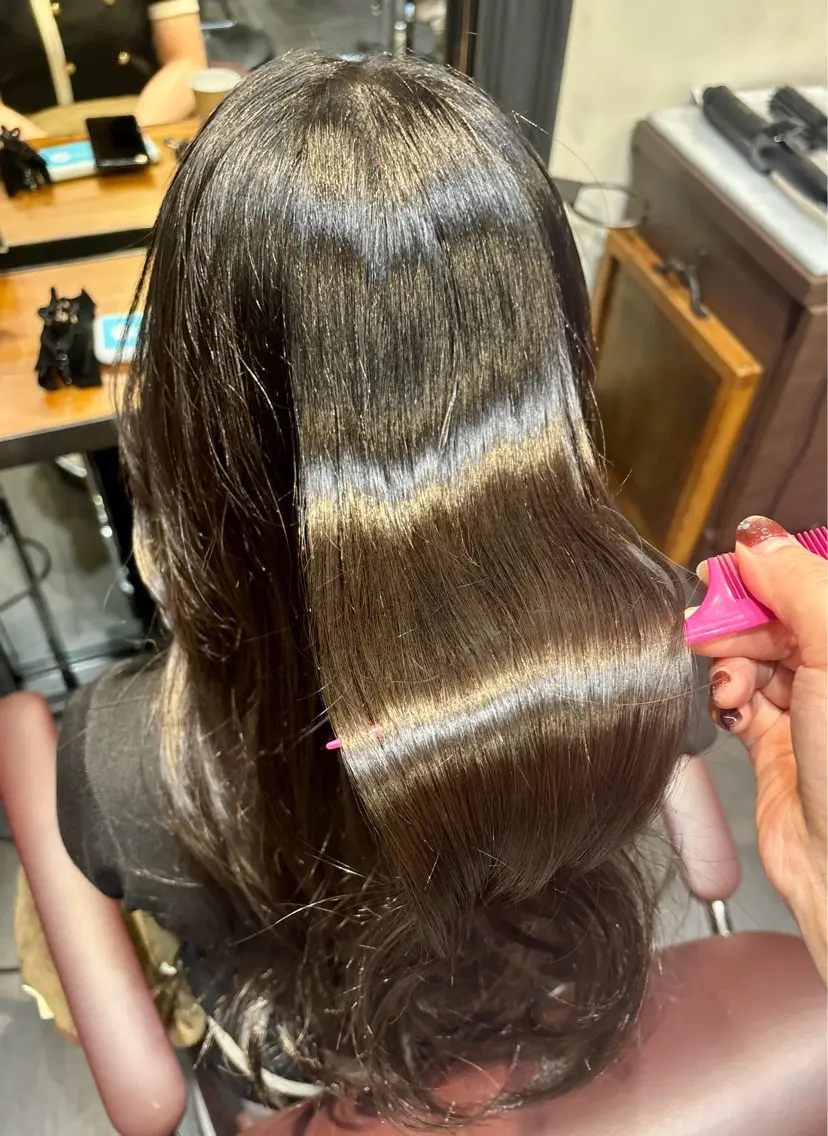 カラー ヘアカラー トリートメント 和田 倫歩のヘアスタイル