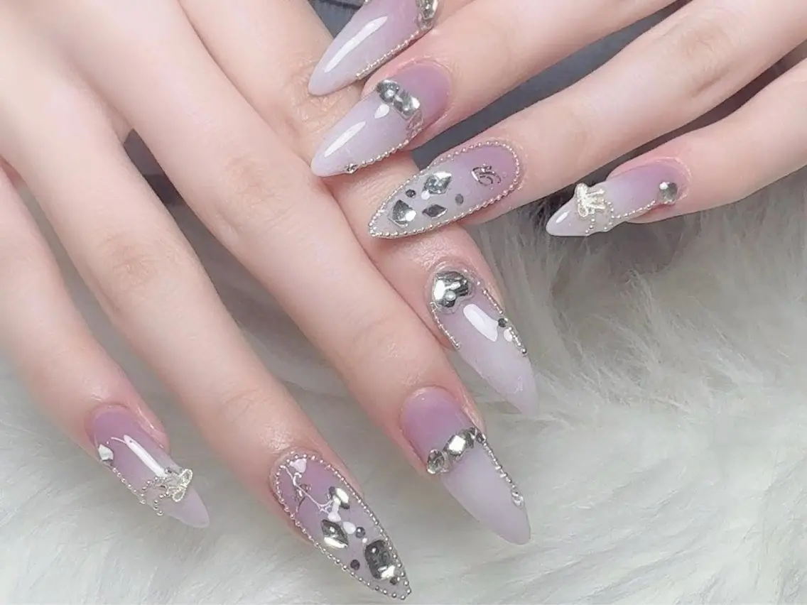 ネイル グラデーション 韓国ネイル マグネットネイル ニュアンスネイル オフィスネイル ハンドネイル Hana Rose Nailのネイルデザイン