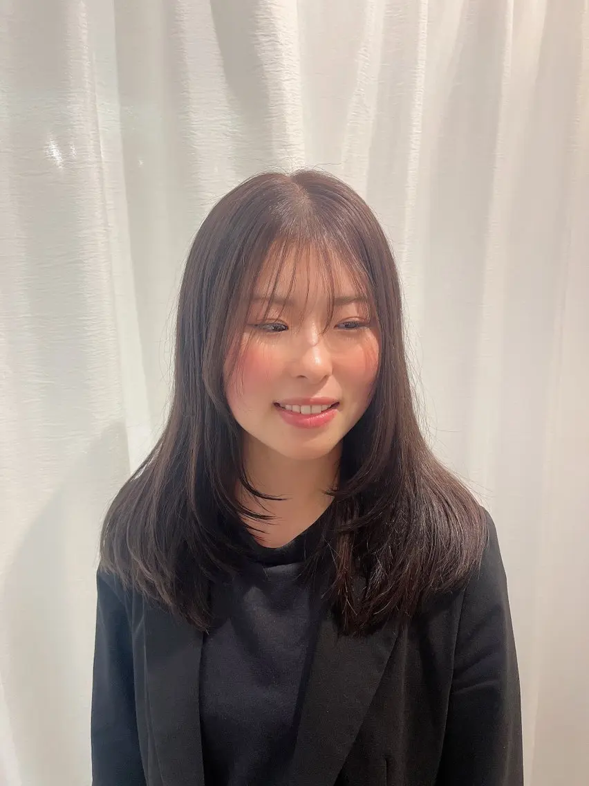 ロング ハイレイヤー レイヤーカット いまい ちひろのヘアスタイル