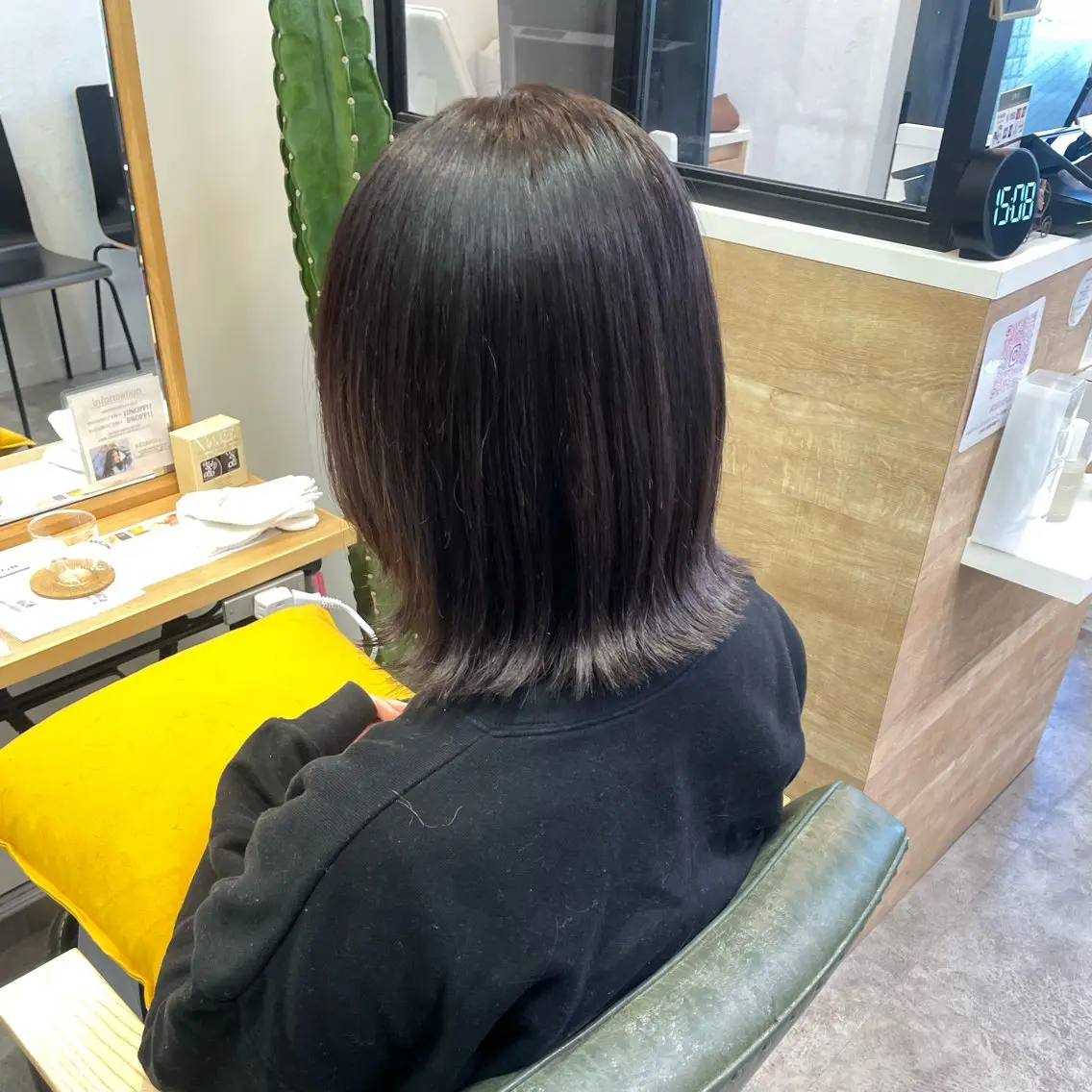 カラー グレージュ オリーブグレージュ オリーブグレー 銀座：似合わせカラー オリーブ🫒アレンジのヘアスタイル