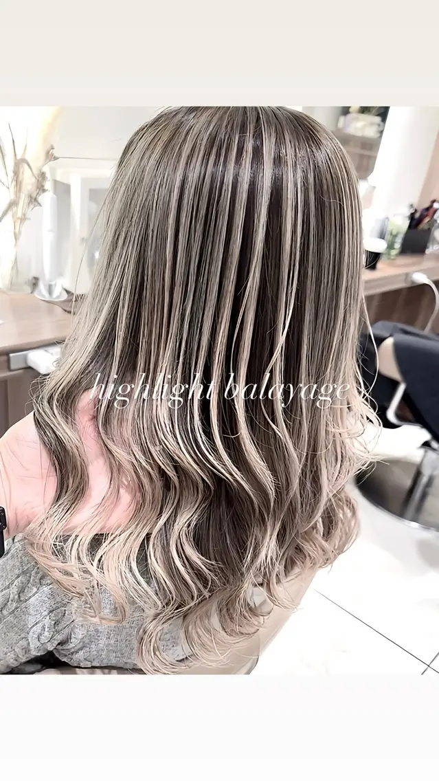 ロング カラー バレイヤージュ ブリーチ グラデーションカラー ハイライトカラー ハイライト ヘアカラー トリートメント 大宮/バレイヤージュ 髪質改善/澤田隆誠のヘアスタイル