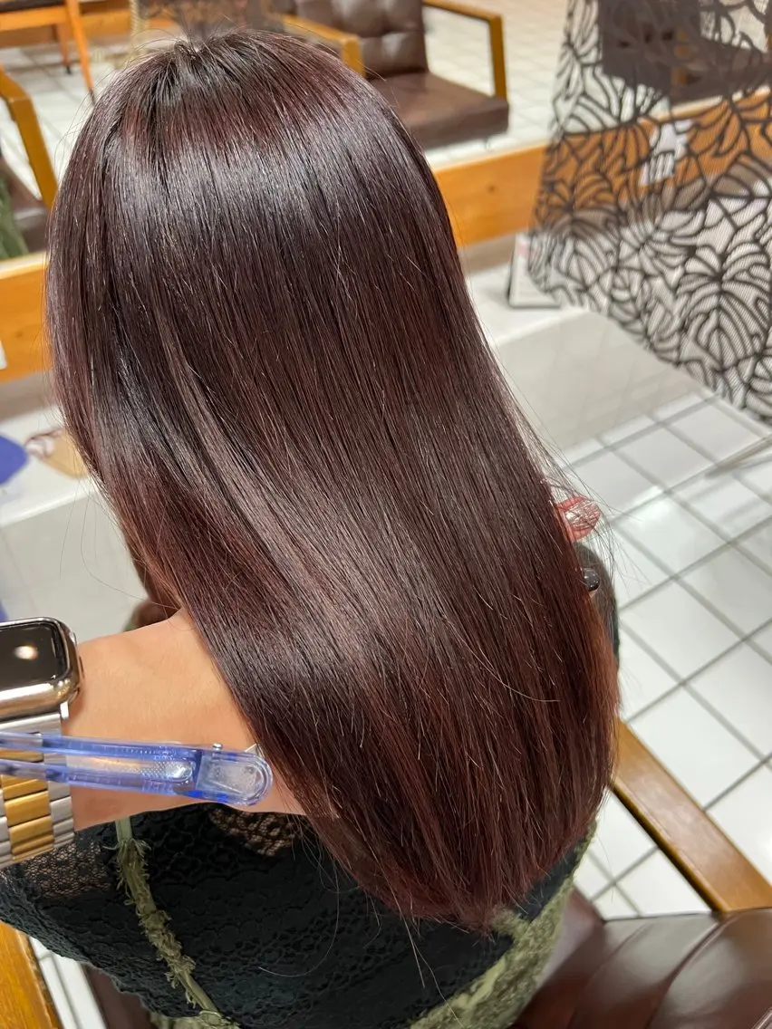セミロング カラー 滝沢 智希のヘアスタイル