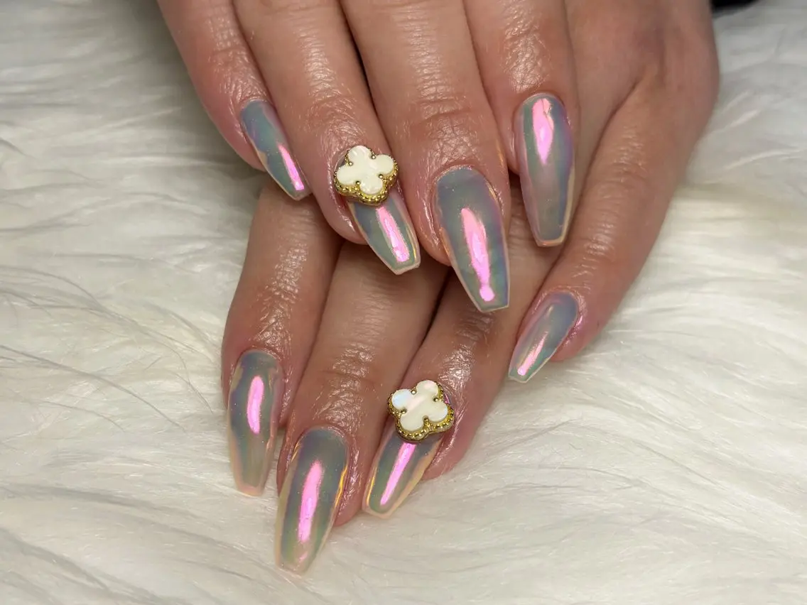 ネイル ミラーネイル ハンドネイル Nona NAILのネイルデザイン