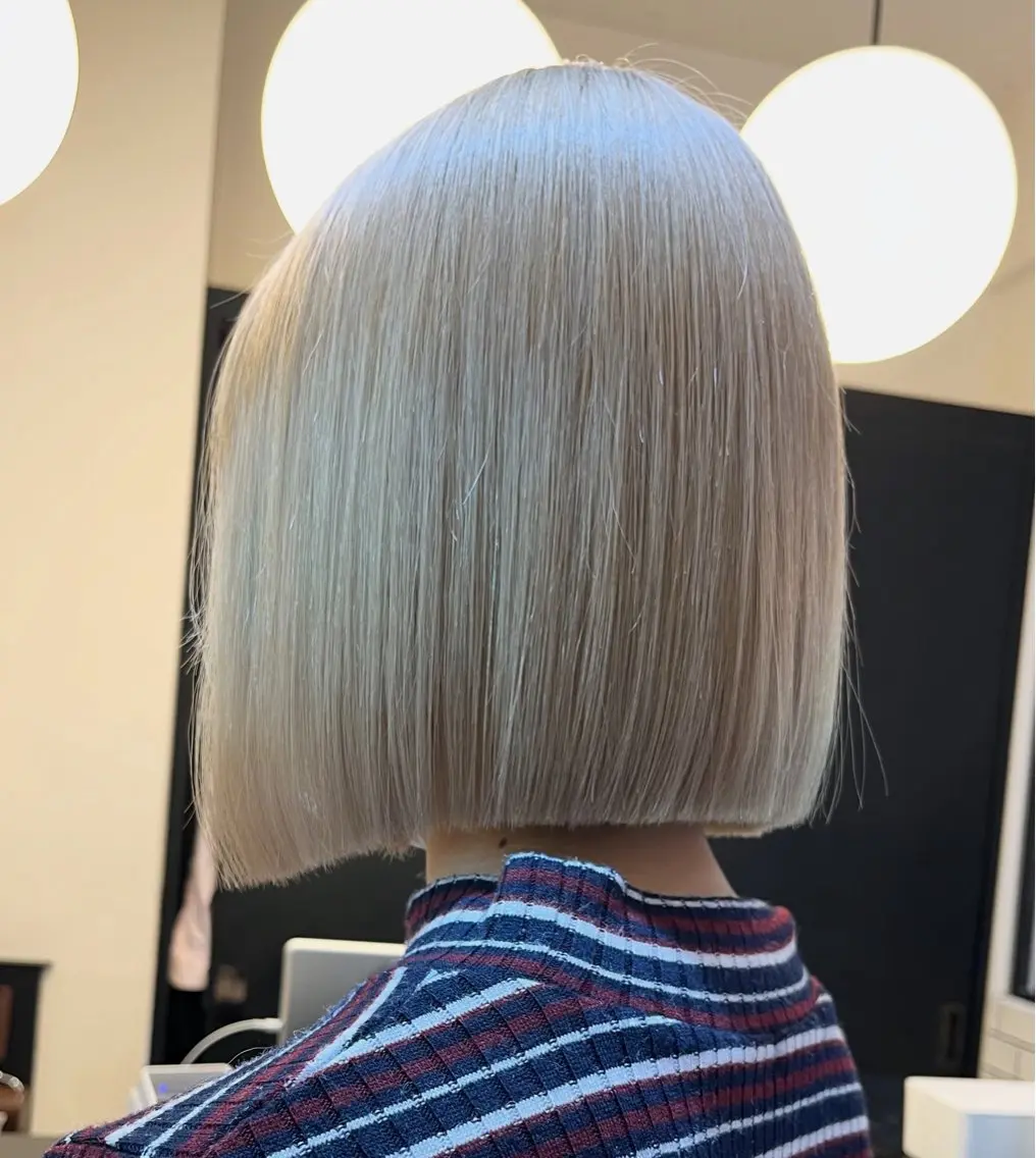 ミディアム カラー ブリーチ ハイトーンカラー ボブ ハイトーンカラー 🦋yuri🦋のヘアスタイル